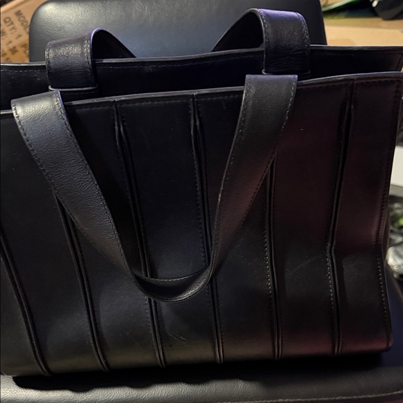 Max Mara Black Leather Tote Bag - Picture 2 of 10